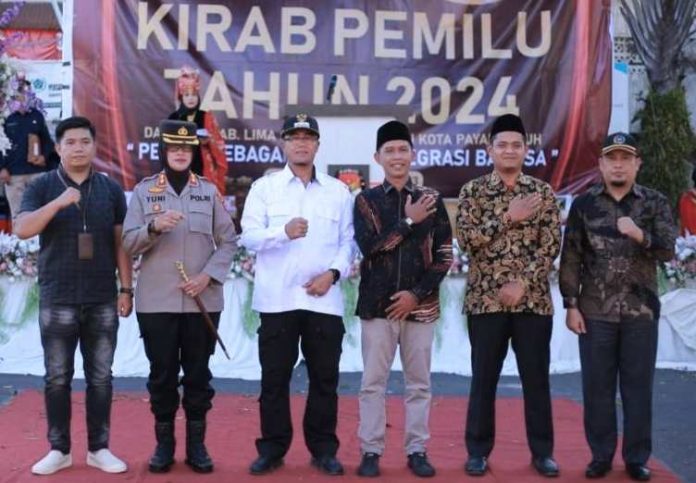 IMG_000000_000000-56-696x483