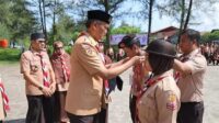 Pj Wako Kota Pariaman bersama anak pramuka