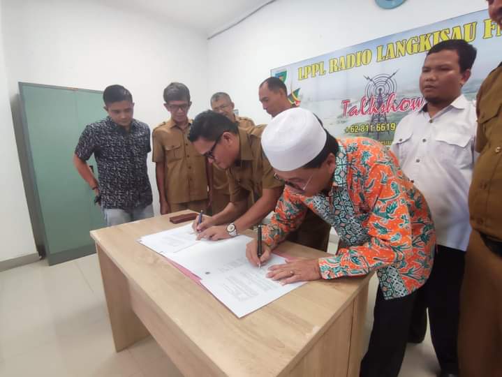 MUI dan Kominfo Pessel sepakat tanda tangani kerja sama memerangi pekat