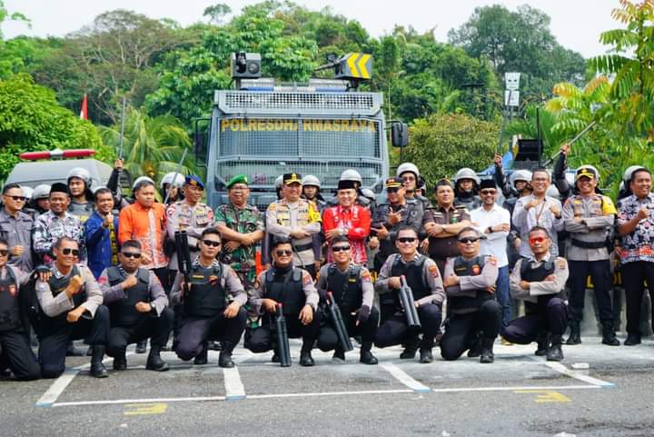 Bupati Sutan Riska hadiri apel bersama gelar pasukan Polres Dharmasraya