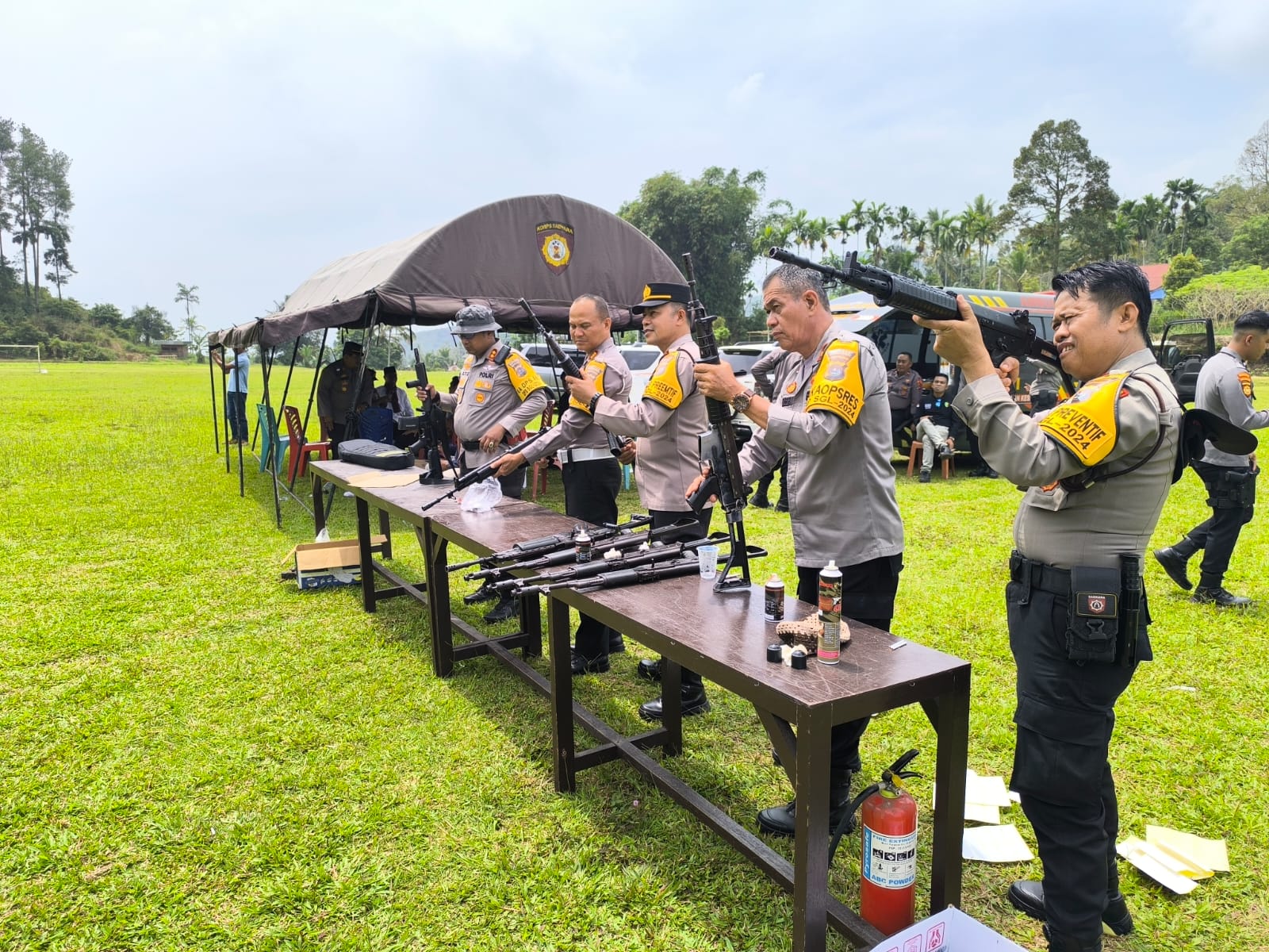 Asah kemampuan, Polres Payakumbuh adakan latihan menembak