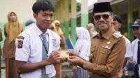 Bupati limapuluh kota berikan arahan kepada pelajar SMA