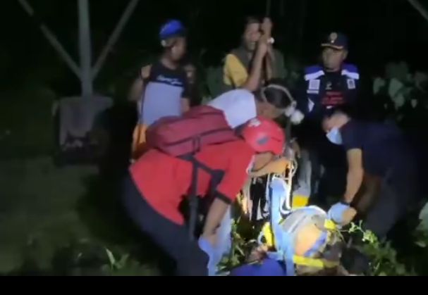 Evakuasi penyelamatan korban berlangsung dramatis