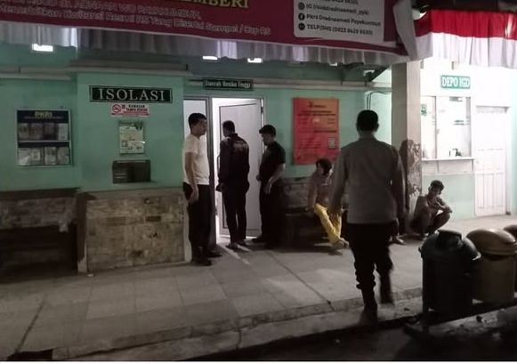 Korban saat sempat dilarikan ke RSUD Adnaan Wd